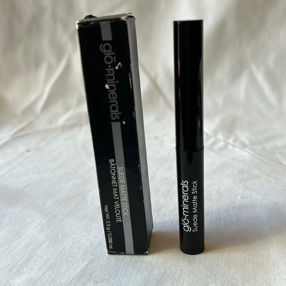 Glo Minerals Suede Matte Lip Stick-Memento  NIB